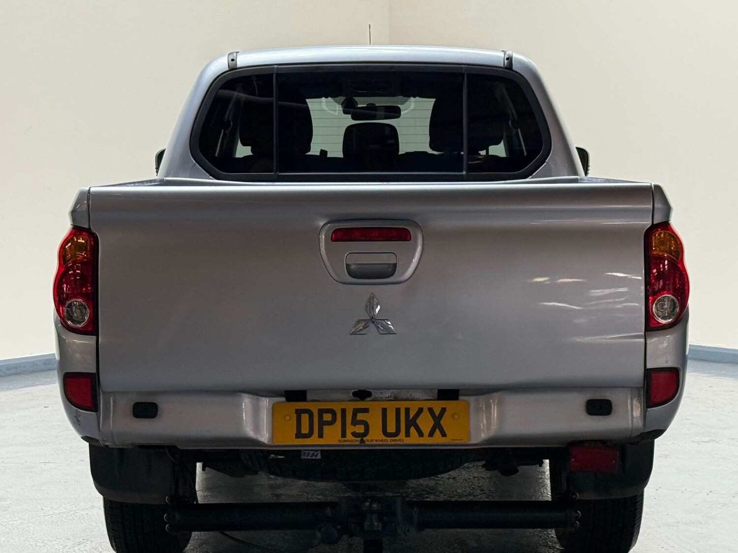 Used Mitsubishi L200 2015 for sale - 76600799: Photo 9