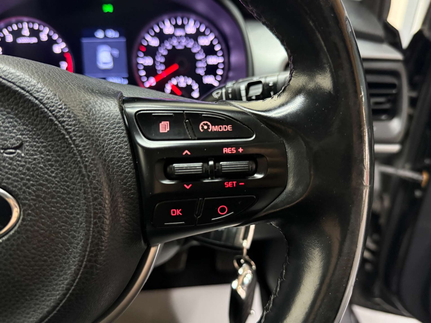 Used Kia Stonic 2019 for sale - 76601068: Photo 20