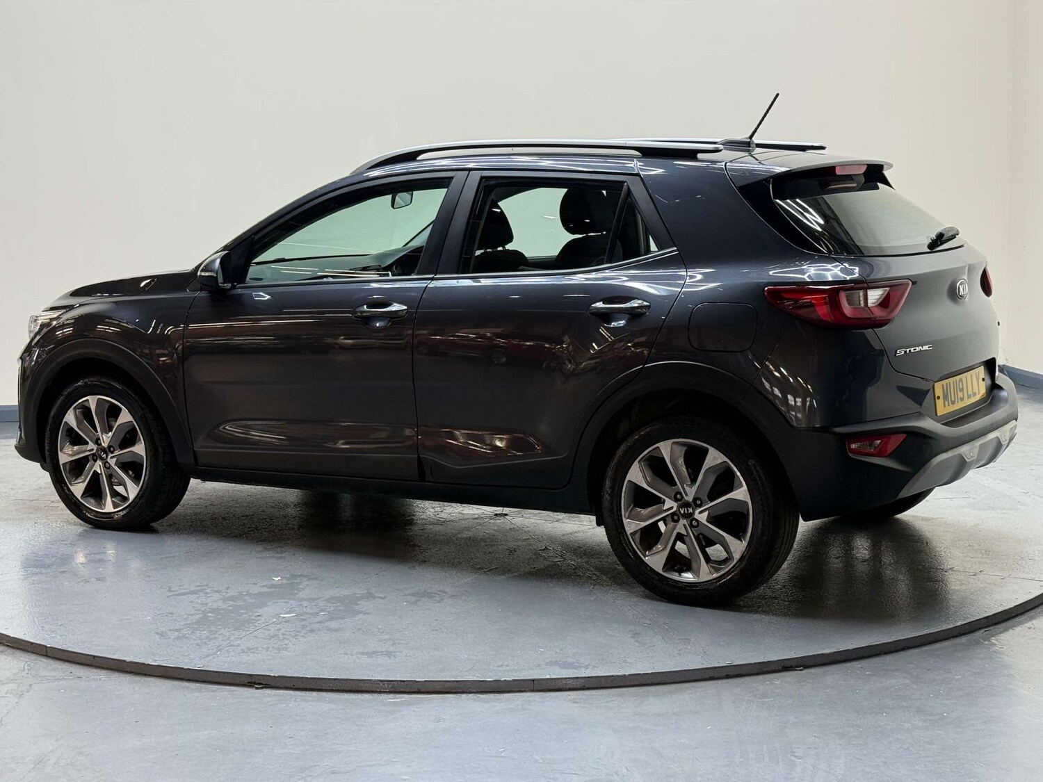 Used Kia Stonic 2019 for sale - 76601068: Photo 46