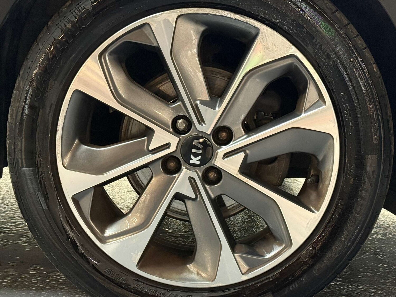 Used Kia Stonic 2019 for sale - 76601068: Photo 64