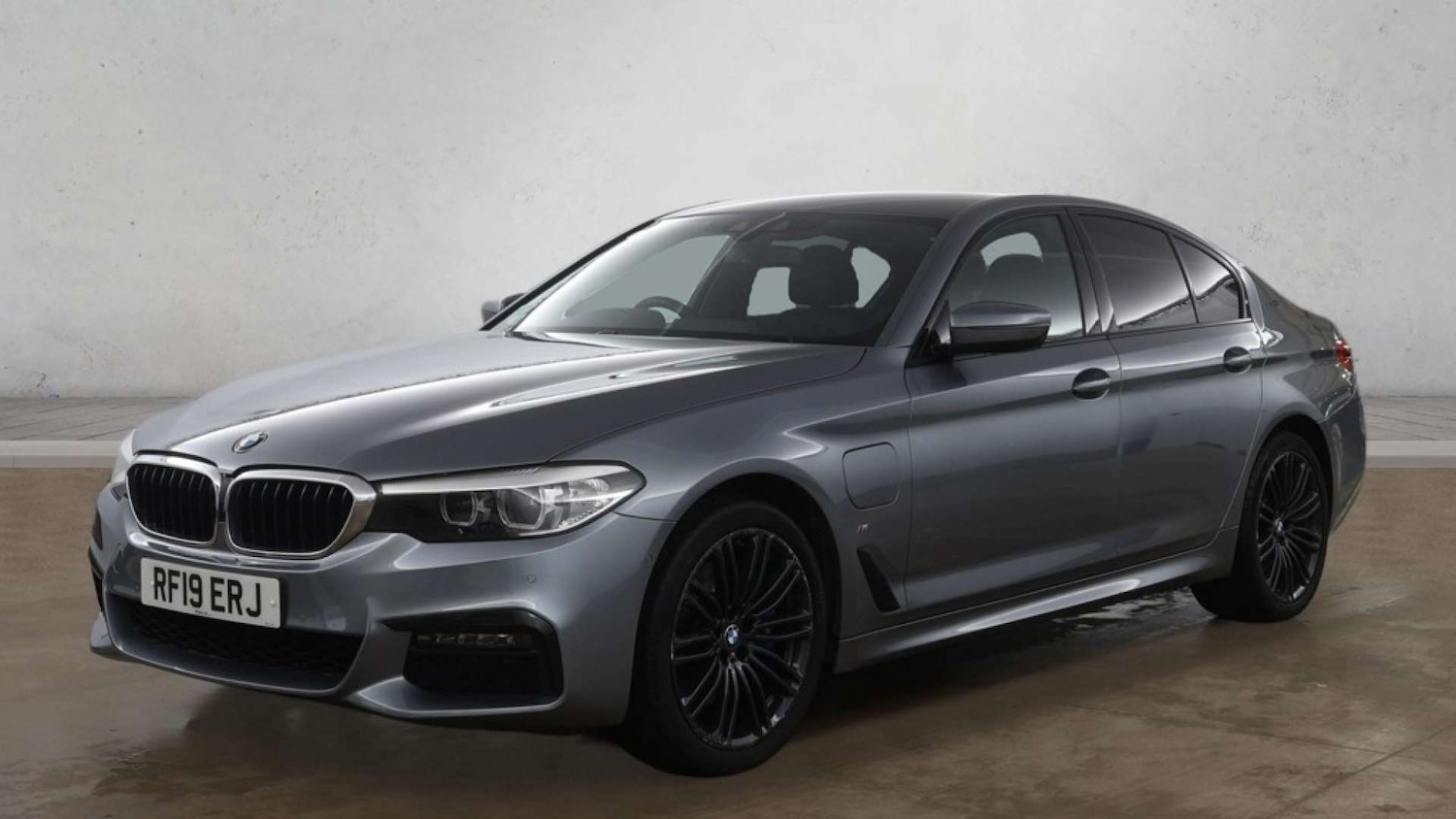 Used BMW 5 Series 2019 for sale - 78011136: Photo 1