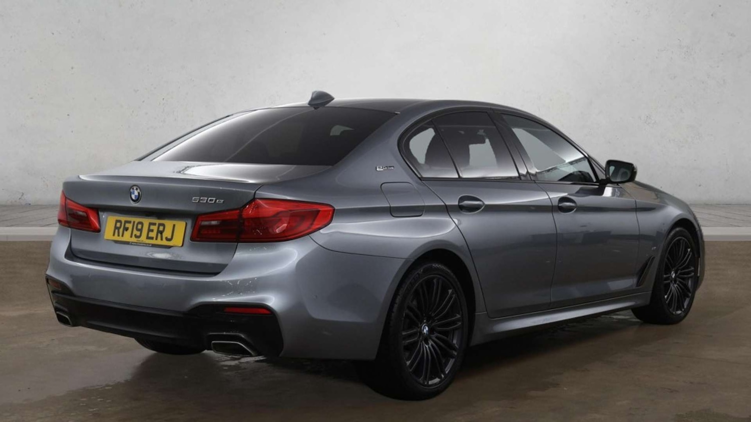 Used BMW 5 Series 2019 for sale - 78011136: Photo 2