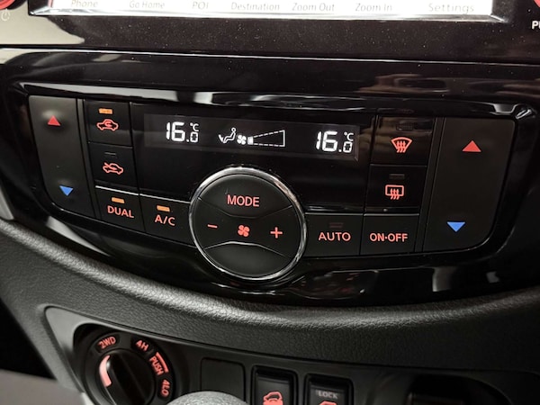 Used Nissan Navara 2020 for sale - 76181020: Photo 25