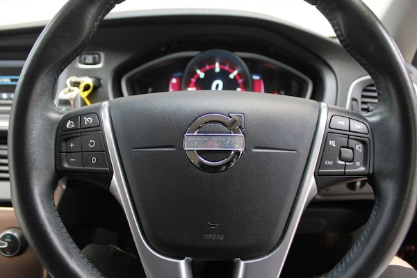 Used Volvo V40 Cross Country 2013 for sale - 75433447: Photo 36