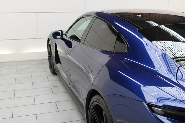 Used Porsche Taycan 2020 for sale - 65533037: Photo 12
