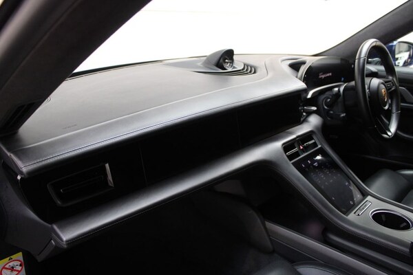 Used Porsche Taycan 2020 for sale - 65533037: Photo 41