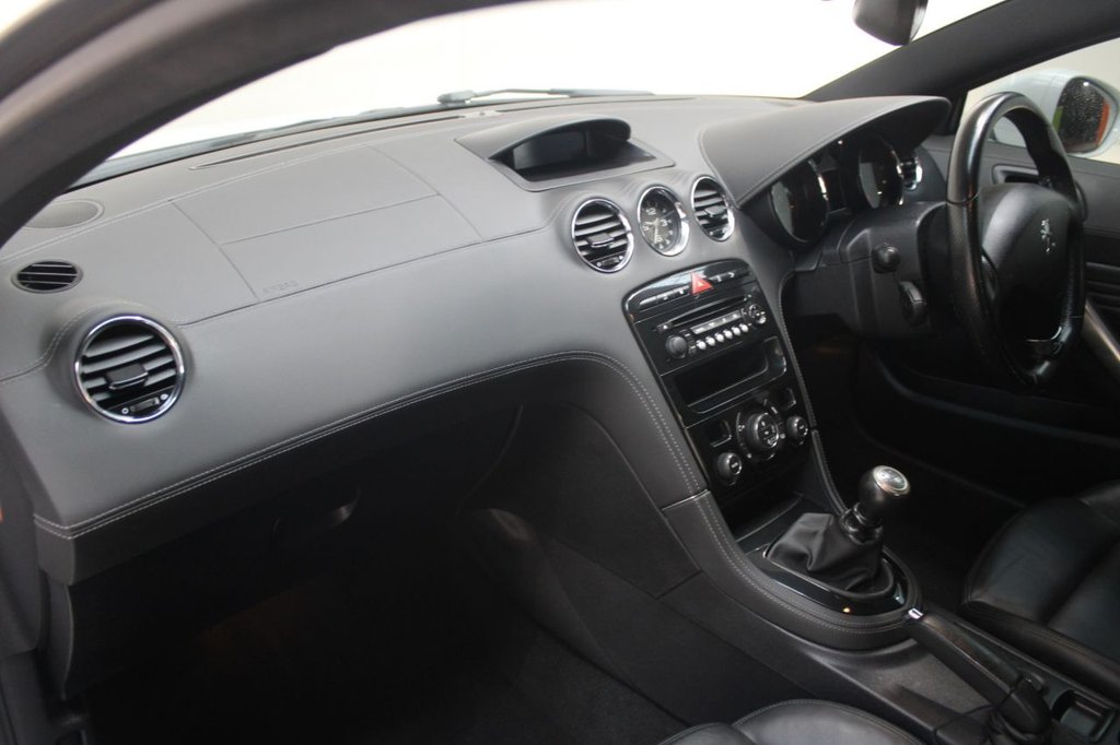 Used Peugeot RCZ 2013 for sale - 76535901: Photo 35