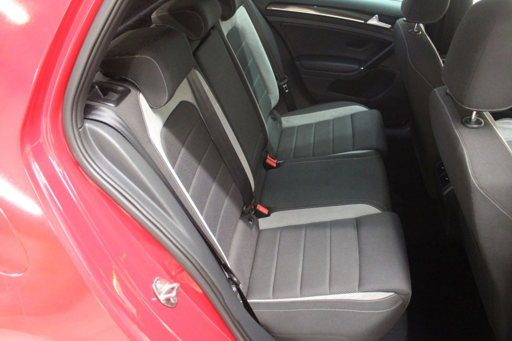 Used Volkswagen Golf 2015 for sale - 77110953: Photo 40