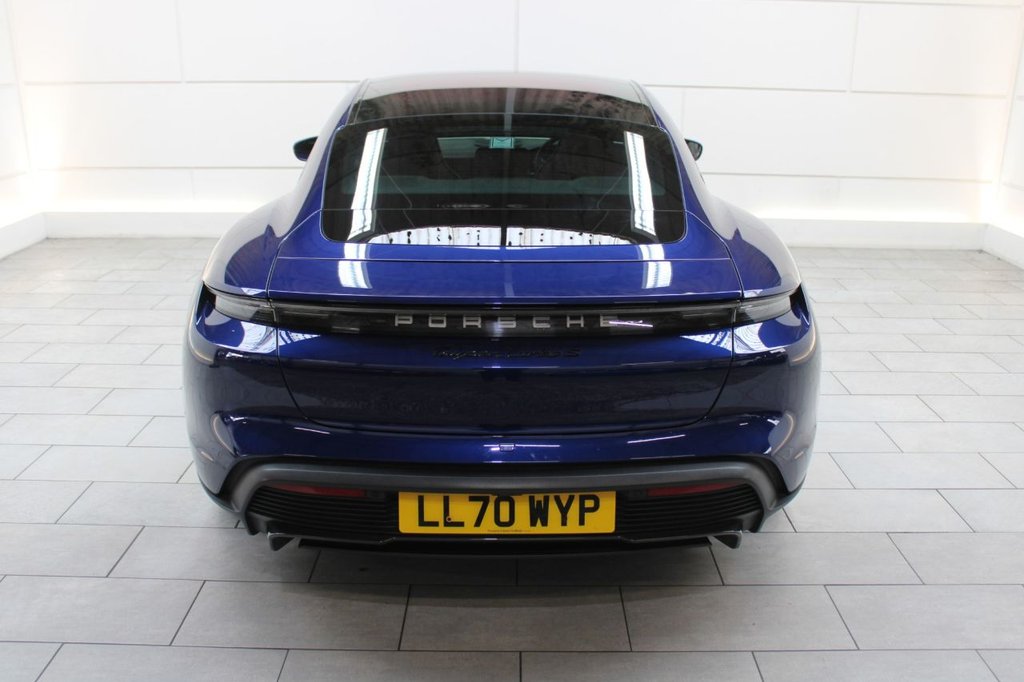 Used Porsche Taycan 2020 for sale - 76642379: Photo 14