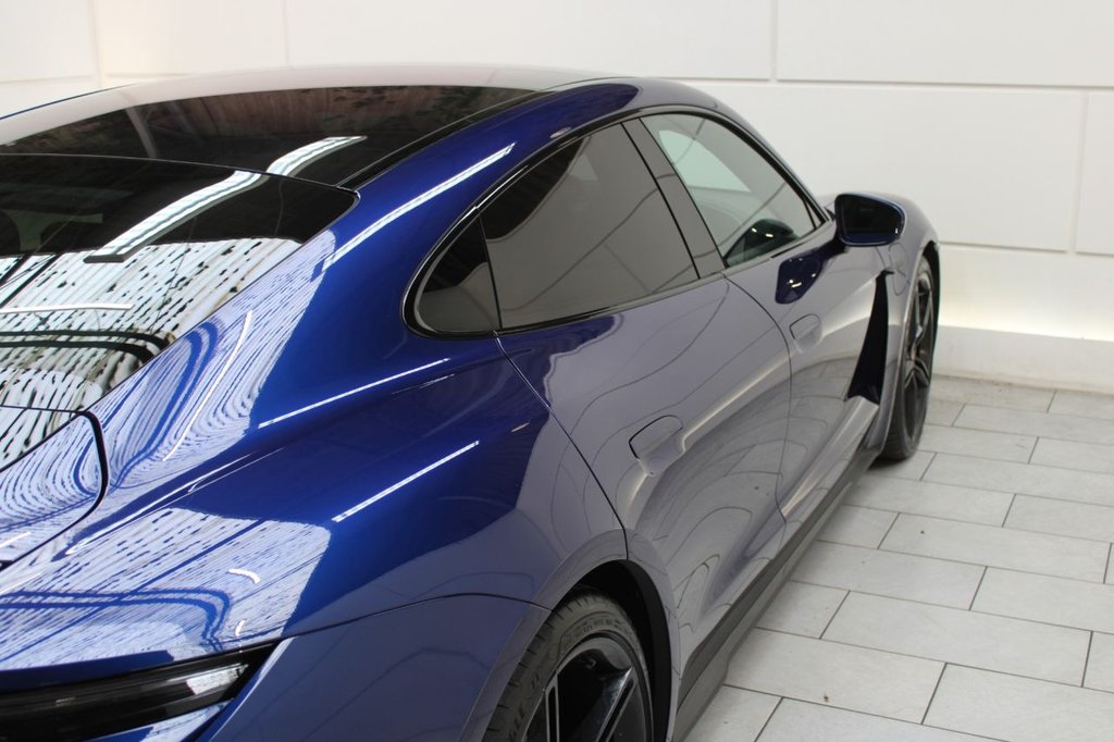 Used Porsche Taycan 2020 for sale - 76642379: Photo 20