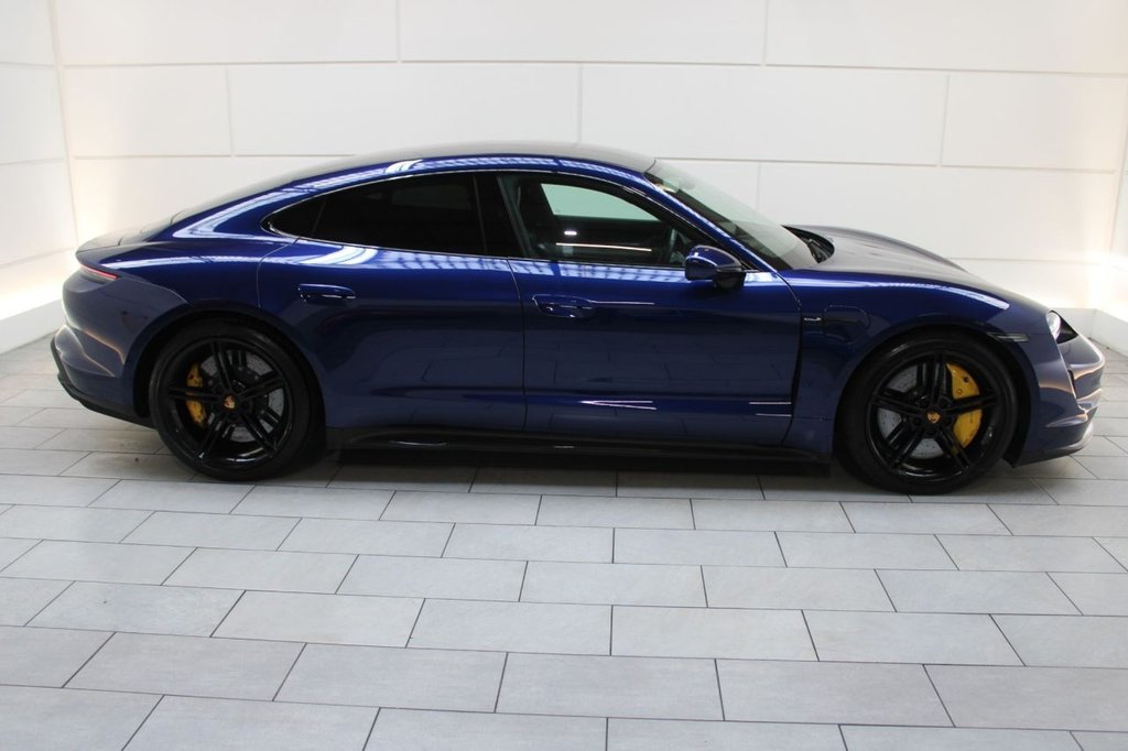 Used Porsche Taycan 2020 for sale - 76642379: Photo 25