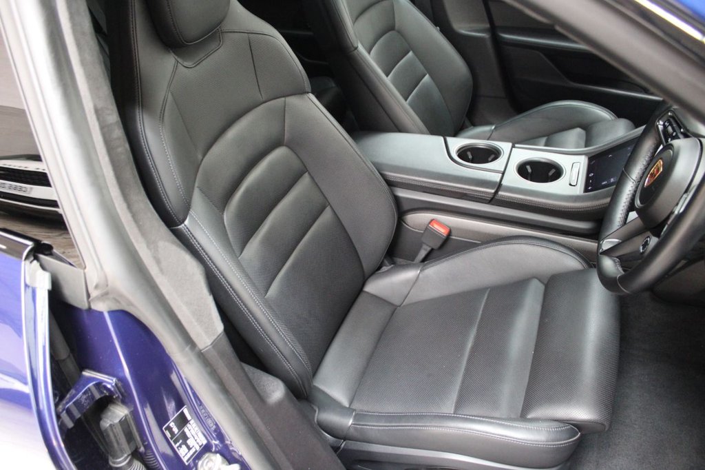 Used Porsche Taycan 2020 for sale - 76642379: Photo 45