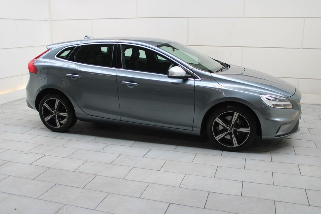 Used Volvo V40 2018 for sale - 76147864: Photo 25