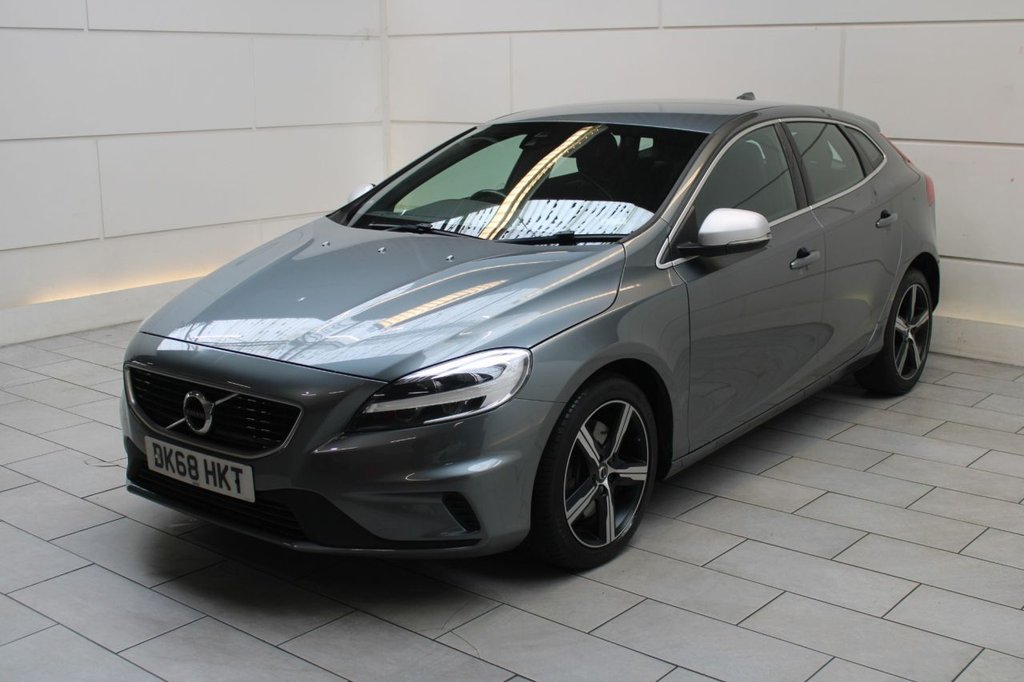 Used Volvo V40 2018 for sale - 76147864: Photo 3