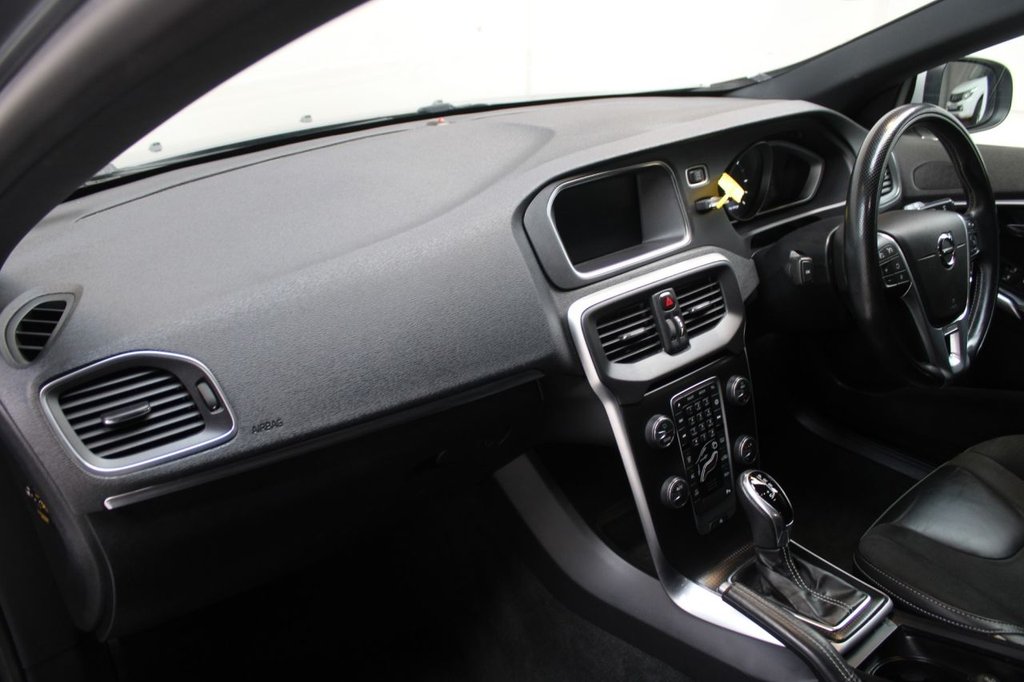 Used Volvo V40 2018 for sale - 76147864: Photo 33