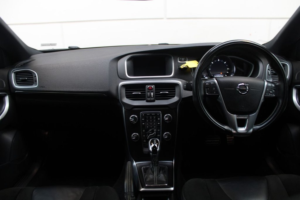 Used Volvo V40 2018 for sale - 76147864: Photo 35