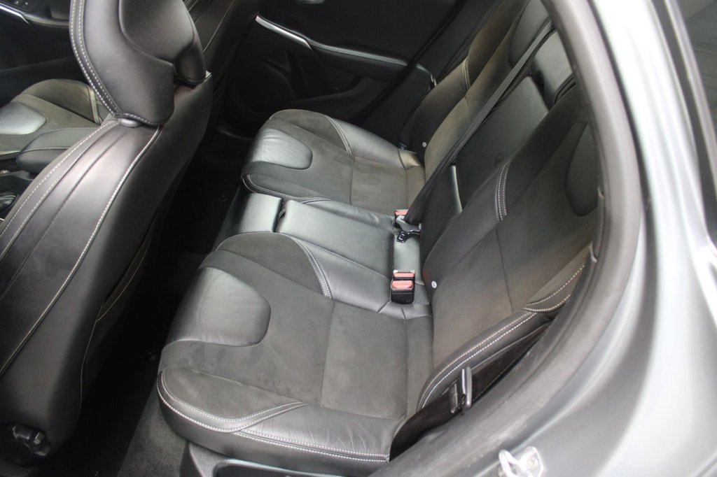 Used Volvo V40 2018 for sale - 76147864: Photo 42