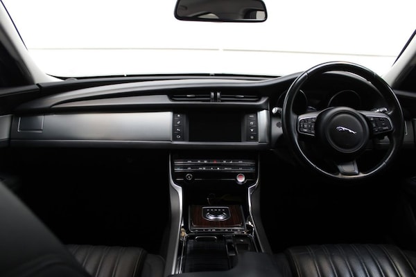Used Jaguar XF 2016 for sale - 75275414: Photo 36
