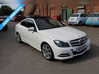 Used Mercedes-Benz C Class 2015 for sale - 79481910: Photo