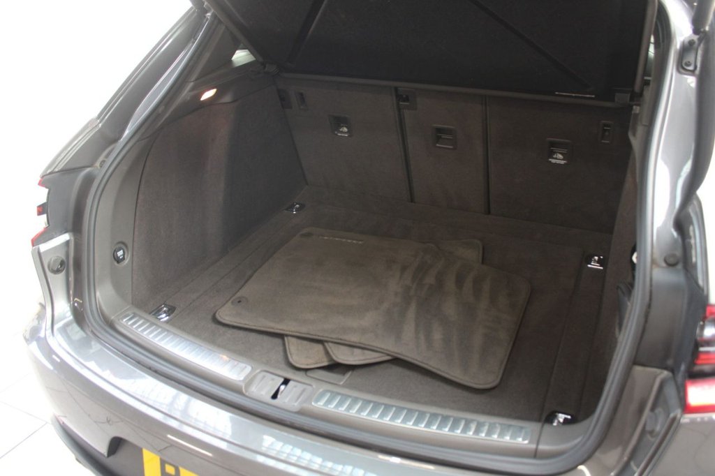 Used Porsche Macan 2015 for sale - 77905478: Photo 17