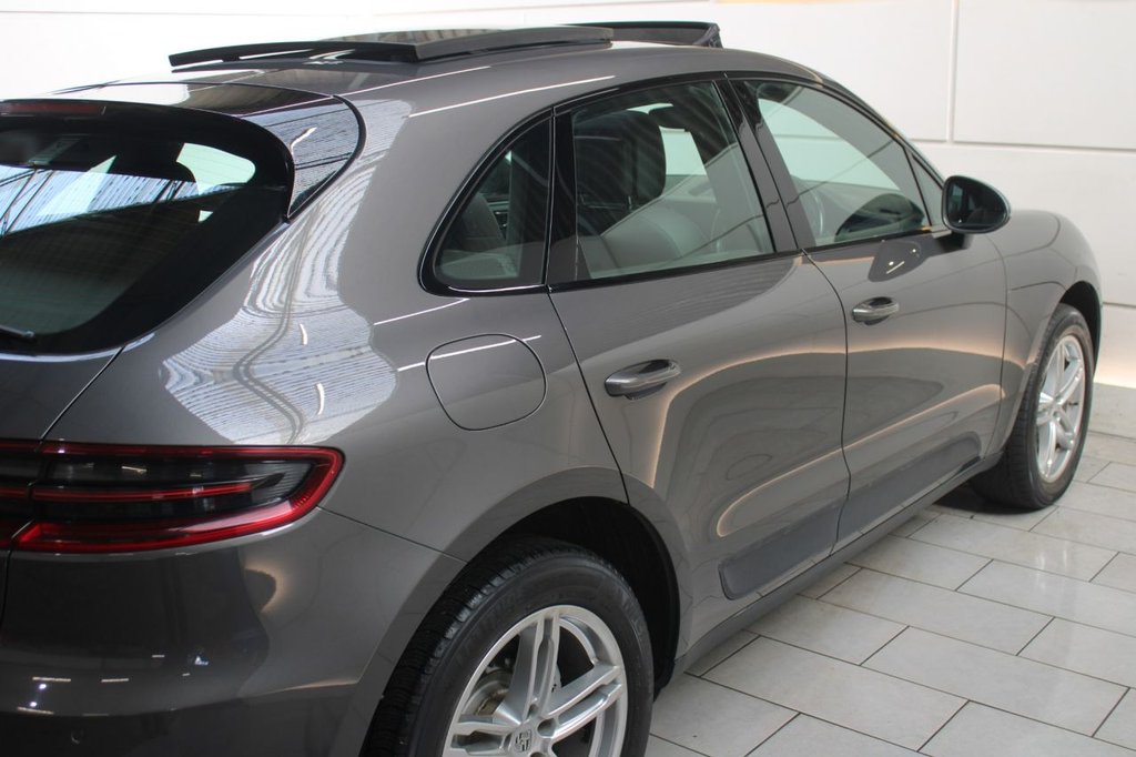 Used Porsche Macan 2015 for sale - 77905478: Photo 20