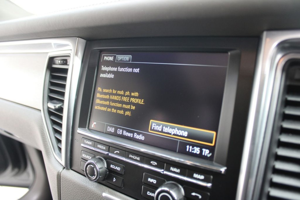 Used Porsche Macan 2015 for sale - 77905478: Photo 32