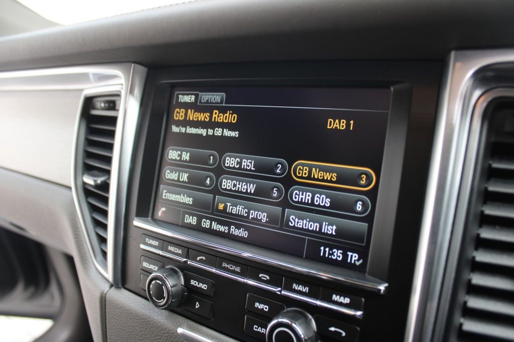 Used Porsche Macan 2015 for sale - 77905478: Photo 33