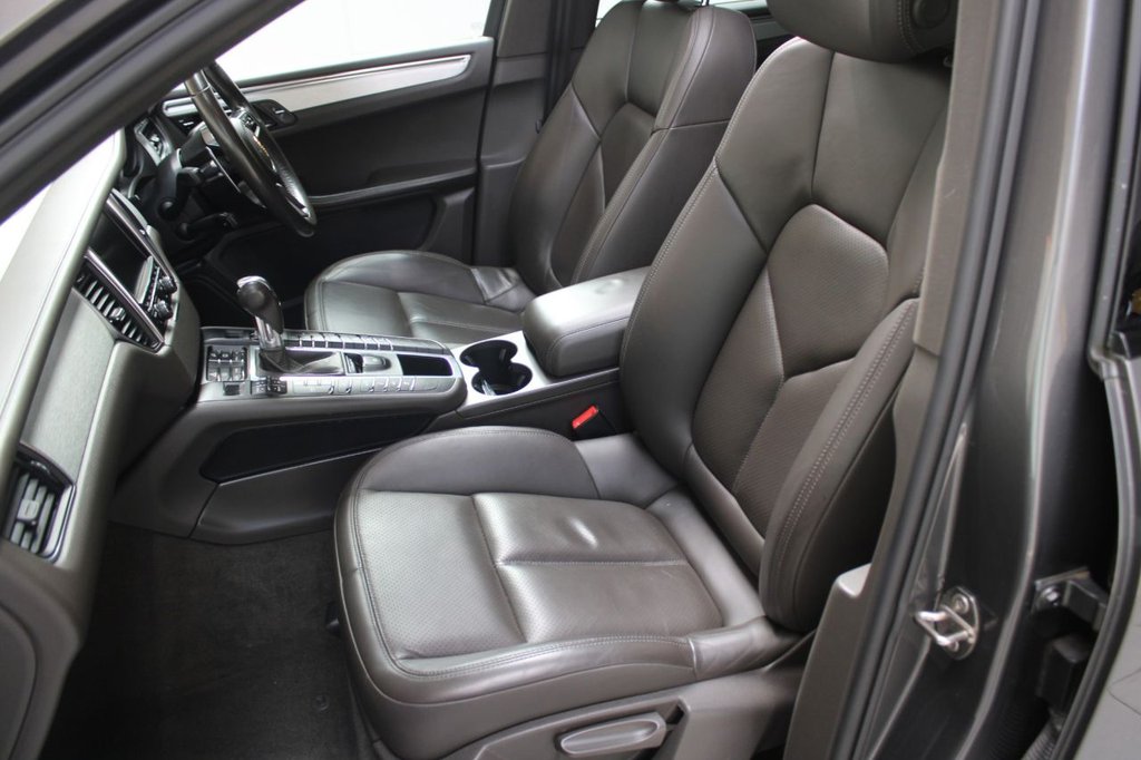 Used Porsche Macan 2015 for sale - 77905478: Photo 47