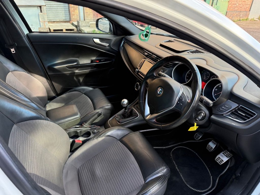 Used Alfa Romeo Giulietta 2014 for sale - 76445847: Photo 11