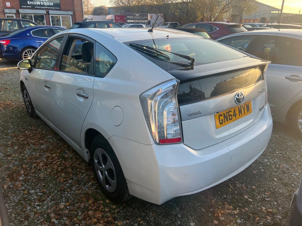 Used Toyota Prius 2014 for sale - 76698912: Photo 5