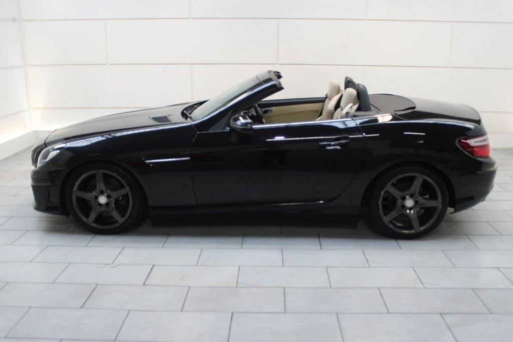 Used Mercedes-Benz SLK 2014 for sale - 76279799: Photo 12