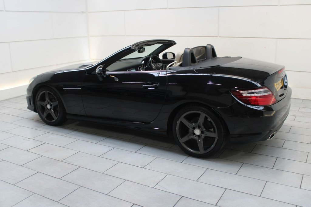 Used Mercedes-Benz SLK 2014 for sale - 76279799: Photo 13
