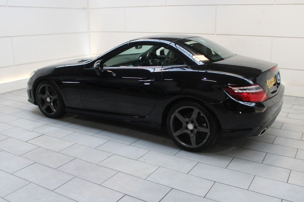Used Mercedes-Benz SLK 2014 for sale - 76279799: Photo 15