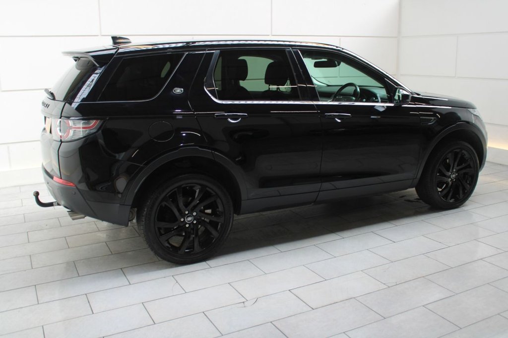 Used Land Rover Discovery Sport 2018 for sale - 76279699: Photo 23