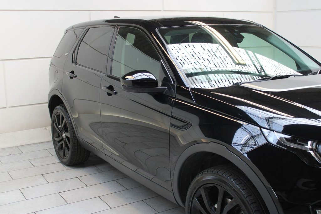 Used Land Rover Discovery Sport 2018 for sale - 76279699: Photo 29