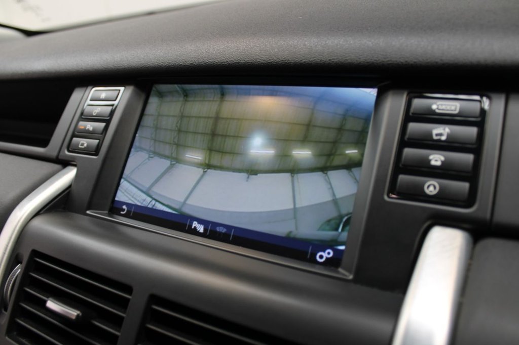 Used Land Rover Discovery Sport 2018 for sale - 76279699: Photo 35