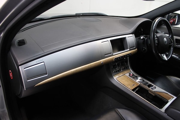 Used Jaguar XF 2013 for sale - 75573858: Photo 36