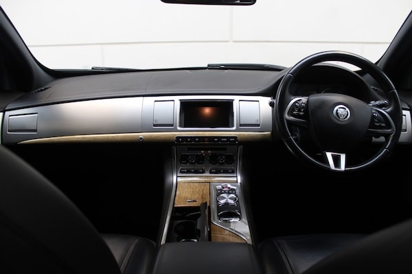 Used Jaguar XF 2013 for sale - 75573858: Photo 37