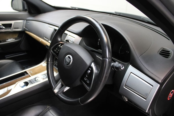 Used Jaguar XF 2013 for sale - 75573858: Photo 38