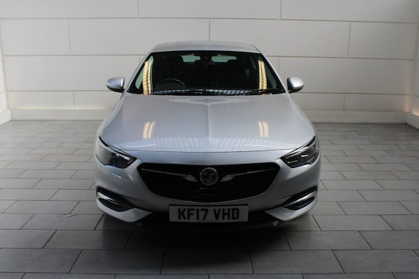 Used Vauxhall Insignia 2017 for sale - 74834125: Photo 2