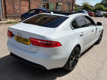Used Jaguar XE 2015 for sale - 79550966: Photo