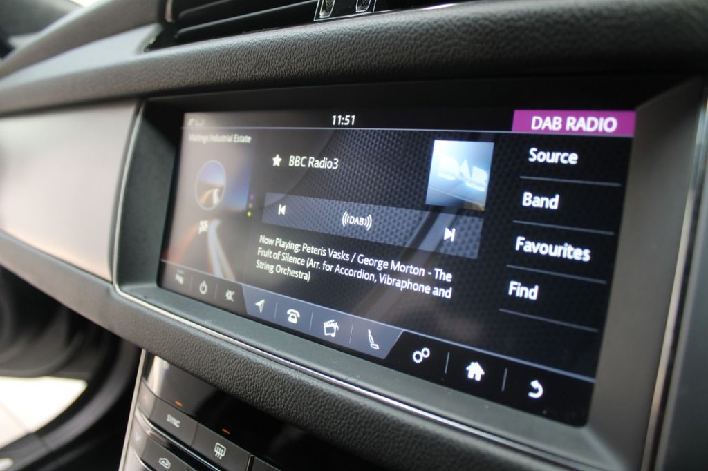 Used Jaguar XF 2018 for sale - 78003468: Photo 32