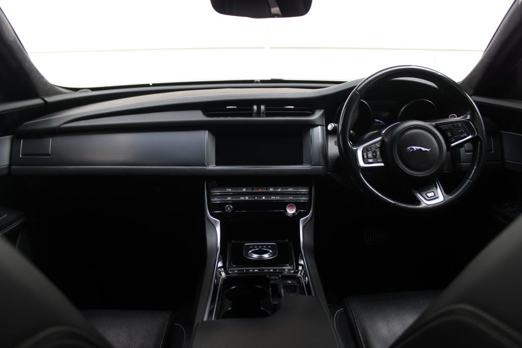 Used Jaguar XF 2018 for sale - 78003468: Photo 35