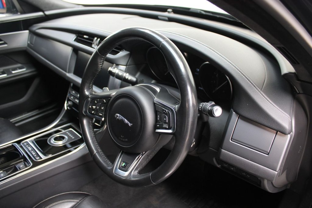 Used Jaguar XF 2018 for sale - 78003468: Photo 36