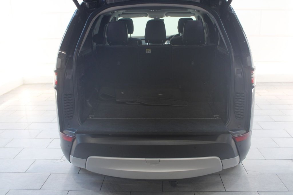 Used Land Rover Discovery 2018 for sale - 77212658: Photo 15