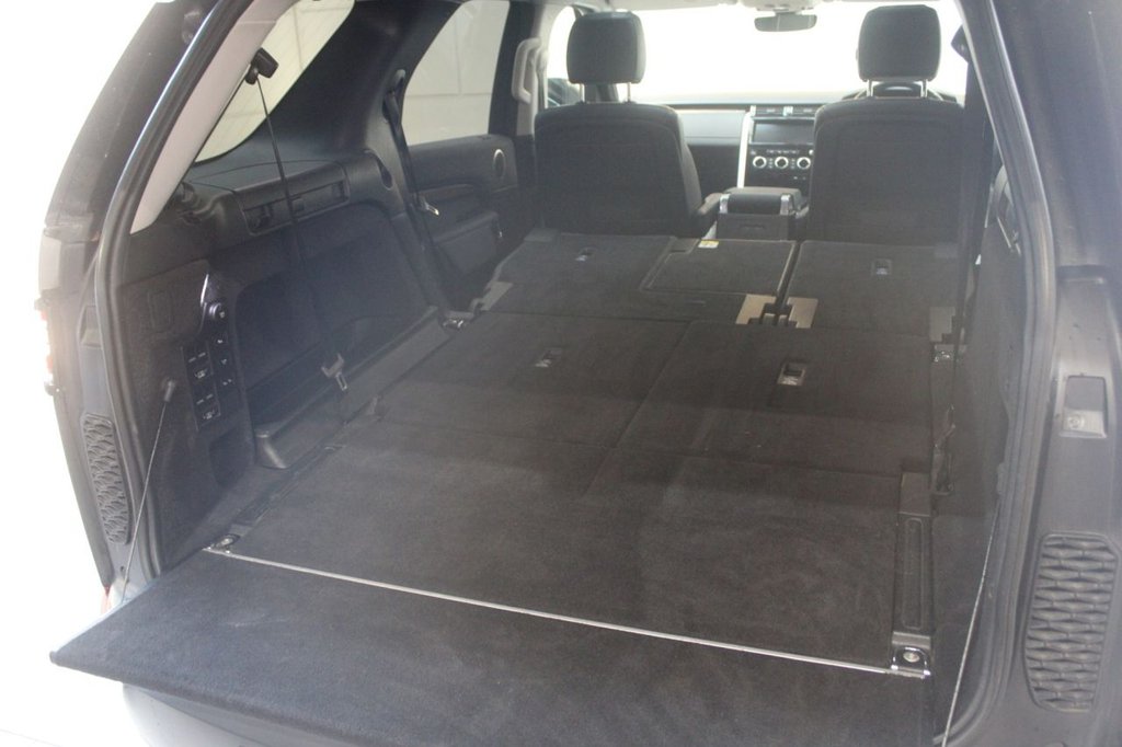 Used Land Rover Discovery 2018 for sale - 77212658: Photo 17