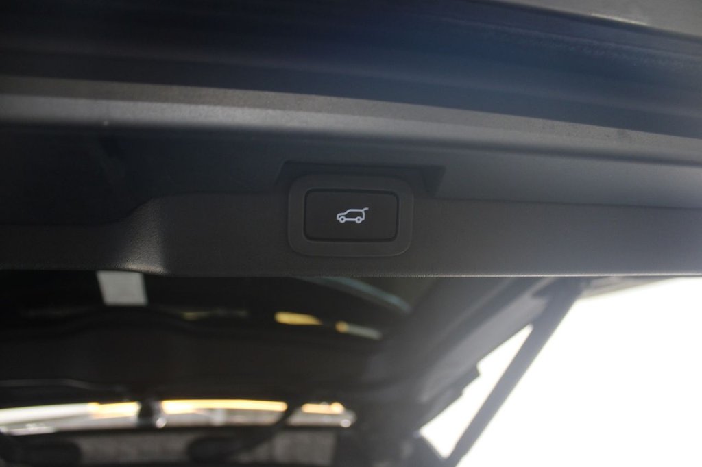 Used Land Rover Discovery 2018 for sale - 77212658: Photo 18