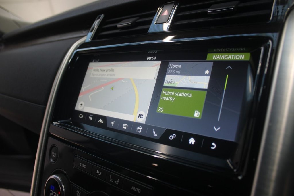 Used Land Rover Discovery 2018 for sale - 77212658: Photo 30