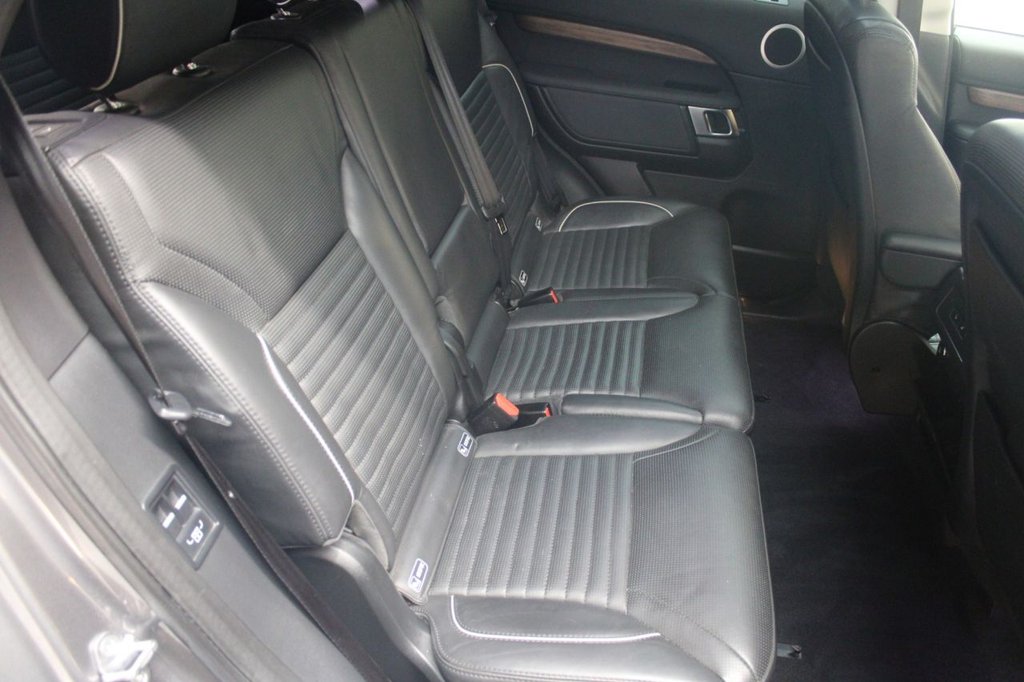 Used Land Rover Discovery 2018 for sale - 77212658: Photo 45