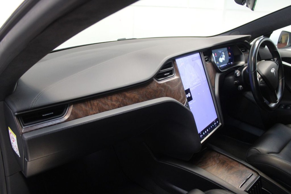 Used Tesla Model S 2018 for sale - 64798440: Photo 36